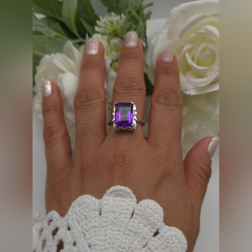 🥰 MONIQUE RING - Picture 8 of 12